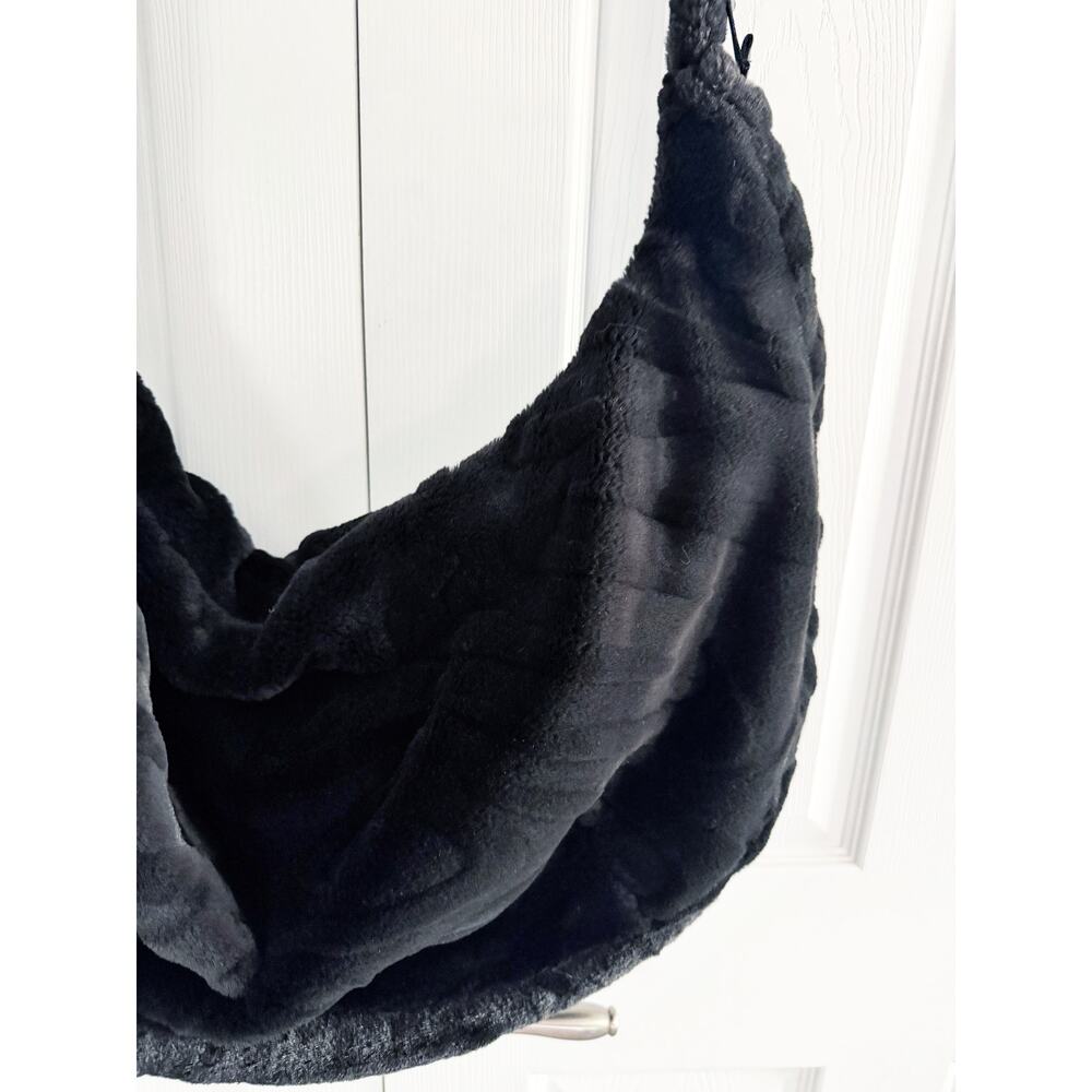 Nike Sportswear Black Faux Fur Slouchy Hobo Bag Oversized Y2K Shoulder Crossbody - Picture 4 of 11